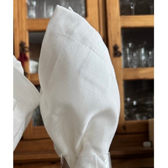 NWT Waterford Crystal formal MAEVE napkins white with design 21”x21” set of 12 - Picture 6 of 16